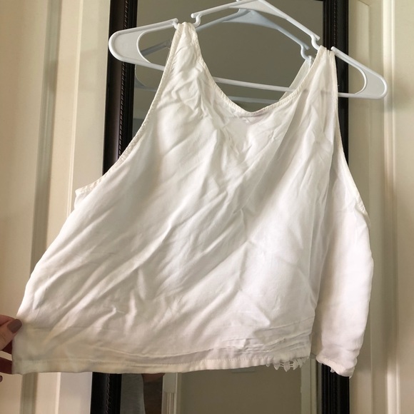 White Lace Crop Top - Picture 3 of 4